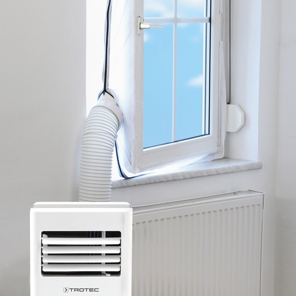  Mobilní klimatizace Trotec PAC 2100 X – instalace u okna