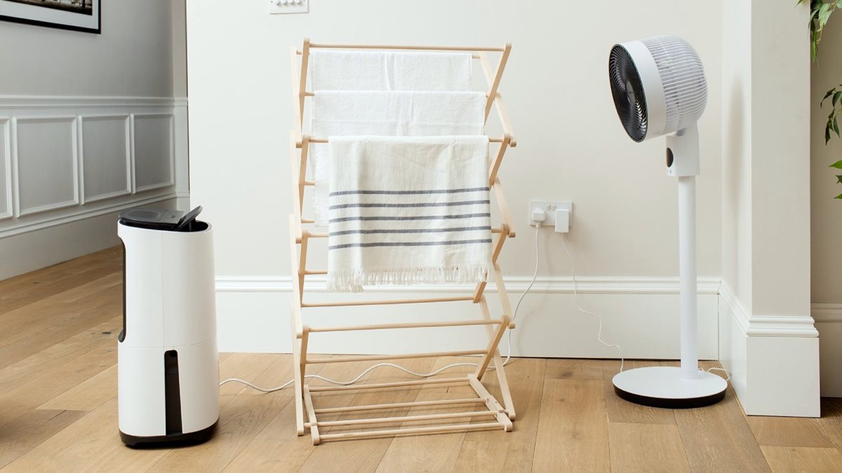 Odvlhčovač vzduchu Meaco Arete počas sušenia bielizne